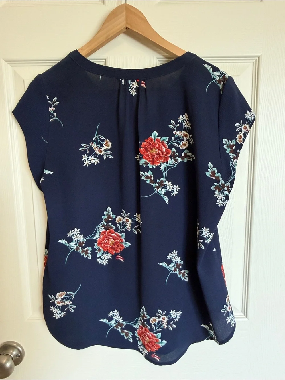 Navy Floral Cap-Sleeve V-Neck Blouse